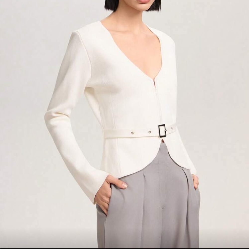 White belted stretchy cardigan with removable belt - Picture 2 of 4
